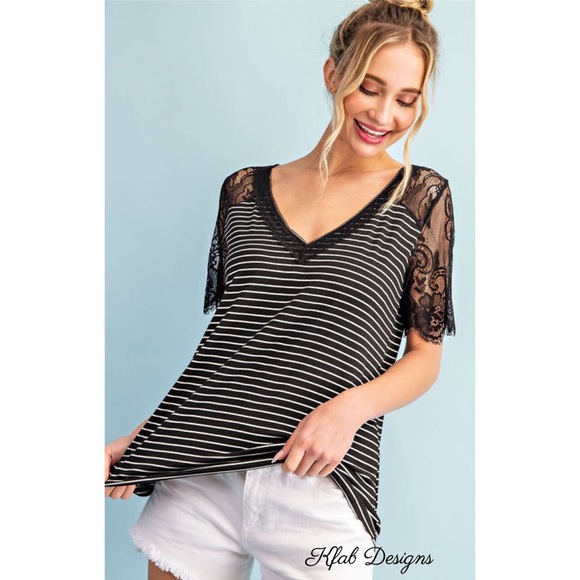 ❤️LAST 1! SALE! V Neck Lace Trim Super Soft Top! - Picture 7 of 9